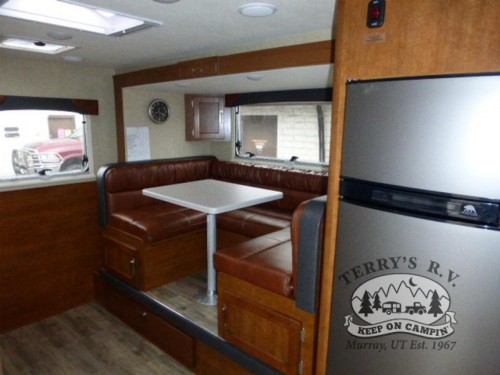 Lance 1575 Travel Trailer Interior