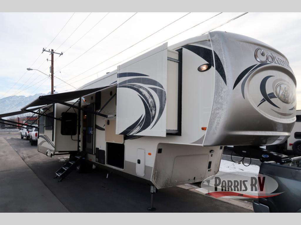 Palomino Columbus 1492 383FB Fifth Wheel