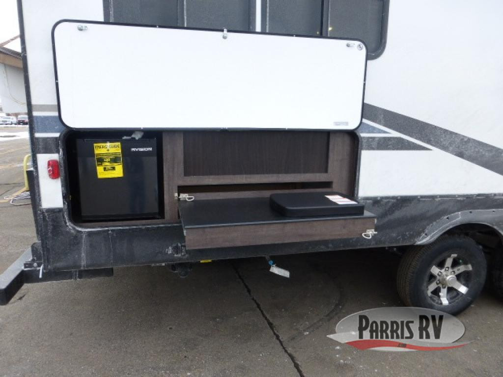 CrossRoads RV Outdoor Kitchen