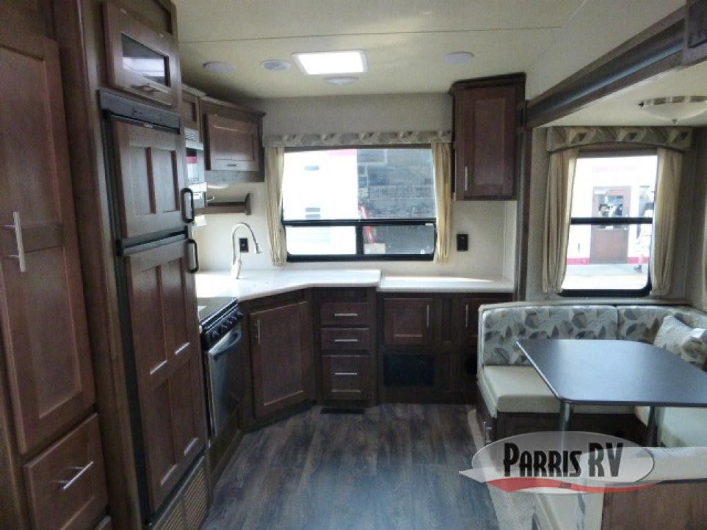 Parris RV Forest River Wildcat Maxx Fifth Wheel Interior